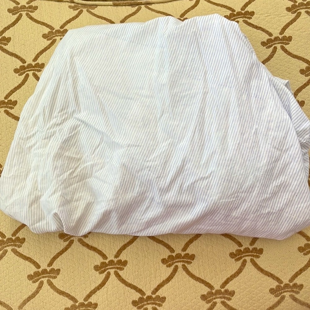 Roller Rabbit Blue Stripes Crib Sheet - Picture 2 of 4